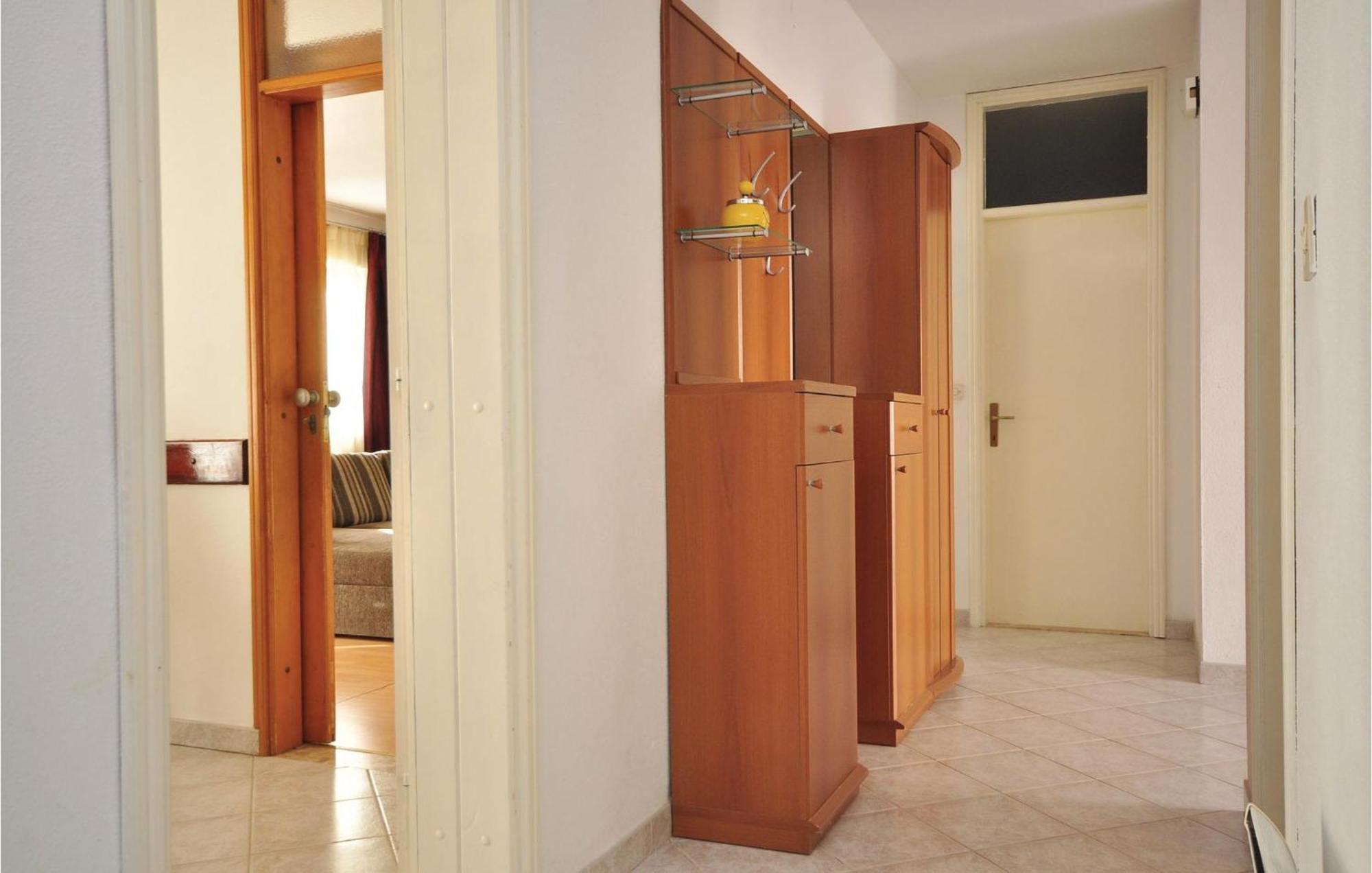 3 Bedroom Awesome Apartment In Pucisca Esterno foto